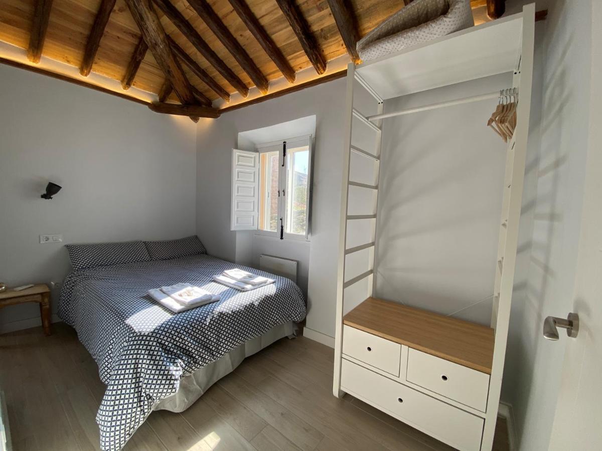 Apartamento Torre Del Aver Caces Eksteriør bilde